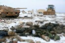 Τζιχαντιστές πανηγυρίζουν έχοντας καταλάβει Leopard και οπλισμό των Τούρκων στη Συρία