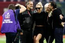 Η Αμερική στον ρυθμό του Super Bowl - H Gaga μέσα στο γήπεδο, οι παίχτες ετοιμάζονται και χιλιάδες φανς καταφθάνουν στο Χιούστον