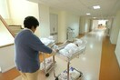 Ισπανία: H γυναίκα που γέννησε δίδυμα στα 64 της έχασε την επιμέλειά τους