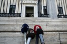 Στη Βουλή το πολυνομοσχέδιο για τηλεοπτικές διαφημίσεις, γραμμικό κώδικα στις εφημερίδες και μητρώο Τύπου