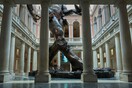Χειρομαντεία στην παλάμη του κουπιού της γόνδολας