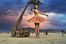 Burning Man 2017 - 60 φωτογραφίες από την δυστοπική μητρόπολη στην έρημο Νεβάδα