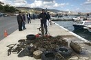 Βυθός λιμανιού στην Κρήτη είχε γίνει σκουπιδότοπος - Βρήκαν λάστιχα, χαλιά και θερμοσίφωνα
