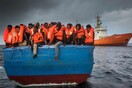 Eυρωπαίοι ακροδεξιοί κυνηγούν πλοιάρια προσφύγων