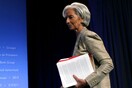 Bloomberg: Η Ελλάδα καθυστερεί να βγει στις αγορές εξαιτίας του ΔΝΤ