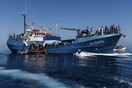 Ιταλία: Η ακτοφυλακή "μπλόκαρε" σκάφος γερμανικής ΜΚΟ που επιχειρούσε να διασώσει μετανάστες