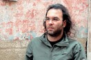 «Καλησπέρα, είμαι η εγγονή του Στάλιν. Με κυνηγάει ο Πούτιν να με σκοτώσει. Πρέπει να με βοηθήσετε»