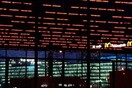Η υπνωτιστική, κινούμενη τέχνη της Jenny Holzer - μέσα από 17 GIFs