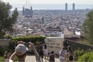 Να γιατί οι κάτοικοι τουριστικών πόλεων μισούν πλέον τους τουρίστες