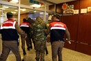 Τουλάχιστον έναν μήνα θα περάσουν στις τουρκικές φυλακές οι Έλληνες στρατιωτικοί