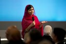 Η Μαλάλα επέστρεψε στο Πακιστάν - Για πρώτη φορά αφότου οι Ταλιμπάν προσπάθησαν να την εκτελέσουν