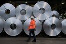Τι εκτιμά η Moody’s για τις επιπτώσεις των αμερικανικών δασμών στην Κίνα