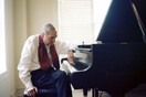 Ο πρωτοποριακός φωτογράφος William Eggleston γράφει μουσική!