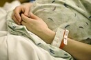 Μια 13χρονη Ελληνίδα στο Λαύριο έγινε μητέρα - Τι ανακοίνωσε το κέντρο υγείας