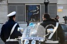 Συνελήφθη 65χρονη στο Χαλάνδρι με δεκάδες πίνακες Ρώσων καλλιτεχνών
