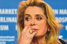 «Ζητώ συγγνώμη από τα θύματα επιθέσεων και μόνο» - Η Κατρίν Ντενέβ εξηγείται για το κείμενο που πυροδότησε αντιδράσεις