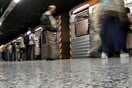 Νεκρός ο ηλικιωμένος άνδρας που αυτοκτόνησε πέφτοντας στις ράγες του μετρό Δάφνης