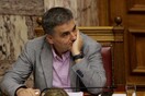 Διαγραφή μέρους του χρέους ή οικονομική κατάρρευση περιμένει την Ελλάδα, γράφει ο Guardian
