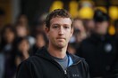 Εξοργισμένοι οι μέτοχοι του Facebook με τον Ζούκερμπεργκ