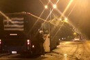 Επίθεση με μολότοφ σε λεωφορείο των ΜΑΤ στη Θεσσαλονίκη