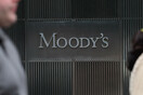 Ο οίκος Moody's απειλεί την Ιταλία