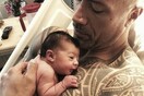 Ο «The Rock» έγινε ξανά πατέρας- Η τρυφερή φωτογραφία με την κόρη του και το δυνατό μήνυμα προς άλλους μπαμπάδες