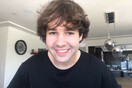 Ο YouTuber Ντέιβιντ Ντόρμπικ παραιτείται από app, που έφτιαξε, μετά από καταγγελίες για βιασμό 