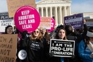 Αλαμπάμα: Οργή για το νόμο που απαγορεύει την άμβλωση - Τον επικύρωσε η κυβερνήτης