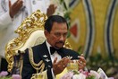 Οργή για το Μπρουνέι - Θανατική ποινή με λιθοβολισμό για το ομοφυλοφιλικό σεξ και την μοιχεία