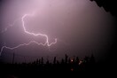 Κακοκαιρία: Ισχυρά φαινόμενα τις επόμενες ώρες και πολλοί κεραυνοί