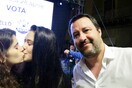 "Λοιπόν Σαλβίνι, δεν είμαστε πια σκατοχωριάτες;"