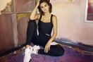 H Selena Gomez φορά τα sneakers που θα σε κάνουν να σκεφτείς το καλοκαίρι