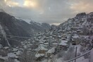 Θαμμένα στο χιόνι τα ορεινά των Τρικάλων - Σχεδόν 1,5 μέτρο έριξε