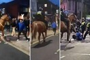 Οπαδός ρίχνει γροθιά σε άλογο της αστυνομίας επειδή έχασε η ομάδα του