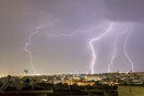 Ισχυρή καταιγίδα με χαλάζι στην Αθήνα - Κεραυνοί και έντονα φαινόμενα