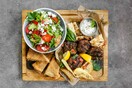 To Caravin Wine Bar προτείνει 5 μενού με έμπνευση από διαφορετικά μέρη του κόσμου
