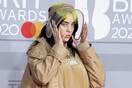 Η Billie Eilish εγκατέλειψε τα social media λόγω των τρολ