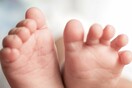 Συνεχίζονται οι έρευνες για το νεκρό βρέφος - Τι είπε η μητέρα για τα σημάδια