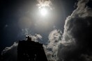Άστατος σήμερα ο καιρός με τοπικές βροχές και άνοδο της θερμοκρασίας