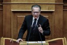 Κουμουτσάκος: Με κάρτα η είσοδος και η έξοδος στα κλειστά κέντρα μεταναστών