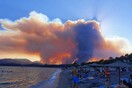 Ανεξέλεγκτη η φωτιά στη Μάνη: Εκκένωση οικισμών - Ορατοί από το Διάστημα οι καπνοί