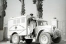 Η εντυπωσιακή συλλογή ασπρόμαυρων φωτογραφιών του Νίκου Πολίτη