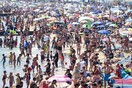 «Θα κλείσουμε τις παραλίες αν συνεχιστεί το χάος» - Προειδοποιεί η Βρετανία μετά τις ανησυχητικές εικόνες