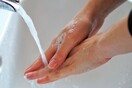 Η τεχνητή νοημοσύνη στη μάχη κατά του κορωνοϊού- Μόνιτορ «διαβάζει» το πλύσιμο των χεριών