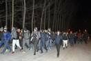 Τουρκικά ΜΜΕ: Πρόσφυγες συγκεντρώνονται στα ελληνικά σύνορα -«Δεν μπορούμε να τους συγκρατήσουμε»
