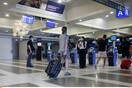 Handelsblatt για άνοιγμα τουρισμού: «Χάος στις διακοπές στην Ελλάδα»
