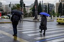 Καιρός: Πέφτει κι άλλο η θερμοκρασία- Βροχές, χιόνια στα ορεινά