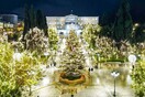 Μια αθηναϊκή ιστορία: Πώς φωταγωγήθηκε το χριστουγεννιάτικο δέντρο στο Σύνταγμα (Βίντεο)