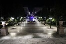Φωτογραφίες: Άδειοι δρόμοι σε Αθήνα και Θεσσαλονίκη τη νύχτα, λόγω απαγόρευσης κυκλοφορίας