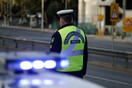 Σοβαρό τροχαίο με δύο τραυματίες στον Κηφισό: Έπεσε κολώνα ηλ. ρεύματος - Μποτιλιάρισμα στην Εθνική